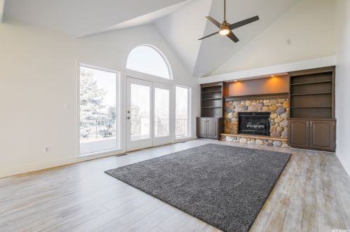6676 Cupecoy Dr, Salt Lake City, UT 84121-3241