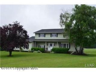 111 Crosshill Dr, Bangor, PA 18013-5118