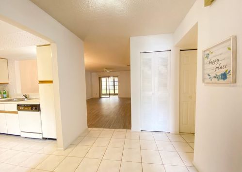 2958 Clubview Dr, Orlando, FL 32822-9482