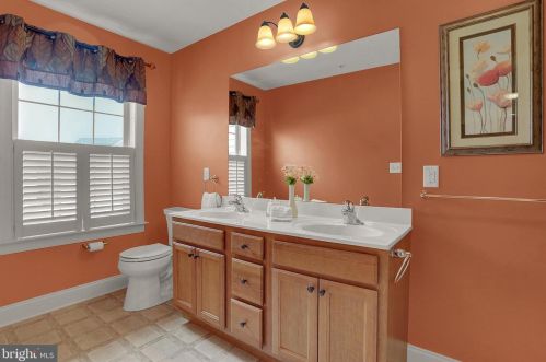 1838 Vista Dr, Navy Sup Dpt PA  17055-7040 exterior