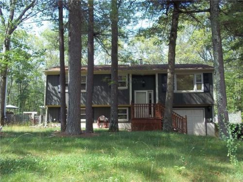 196 Staghead Dr, Glocester, RI 02859-1303