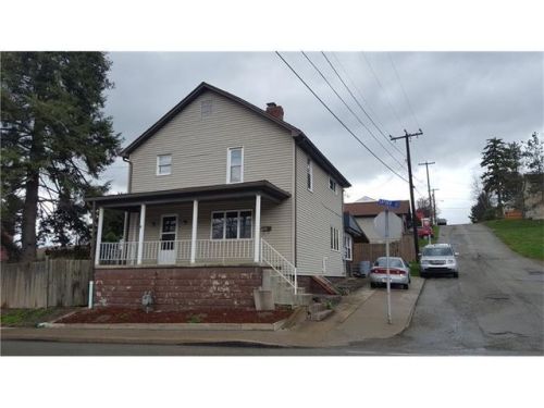 719 Snyder St, South Connellsville, PA 15425-2820