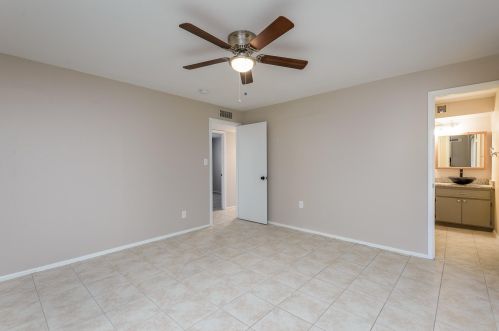 2209 Everett Dr, Phoenix AZ  85022-4109 exterior