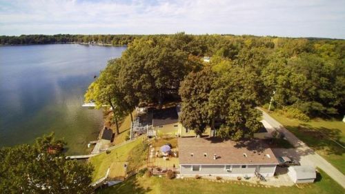 4640 930, Adams Lake, IN 46795-9797