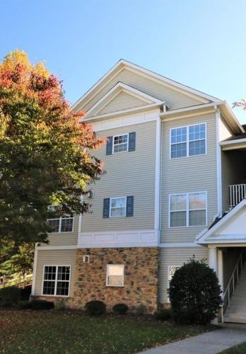 707 Eden Ter, Easton, PA 18042-6971