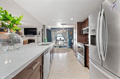 13229 8th Ave, Phoenix AZ  85029-1808 exterior