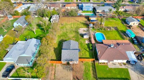 9665 Kent St, Elk Grove CA  95624-2432 exterior