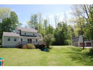 38 Chippendale Dr, Sunapee, NH 03782-2904