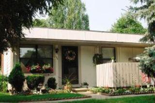 3202 Prange Dr, Cuyahoga Falls OH  44223-3202 exterior