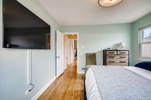 1220 Eudora St, Denver CO 80222-7321 exterior