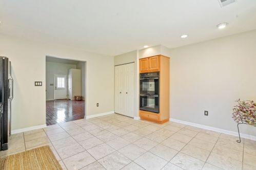 7082 Clubview Dr, Bridgeville PA  15017-1097 exterior