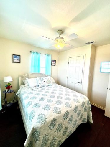 1111 Ocean Dr, Green Lake TX  77979 exterior