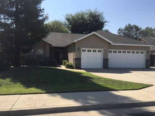532 Arroyo Ave, Clovis, CA 93611-5478