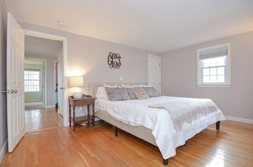 25 Alden St, Mansfield MA 02048-1244 exterior