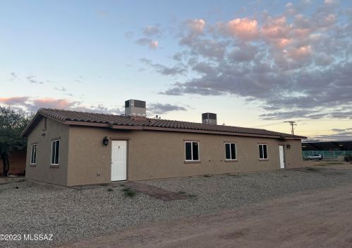 3265 Stone Ave, Tucson, AZ 85705-3501