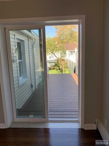128 Lexington Ave, Dumont NJ  07628-1718 exterior