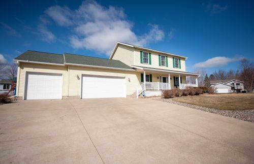 105 Able Ct, Saint Joseph, MN 56374-9602