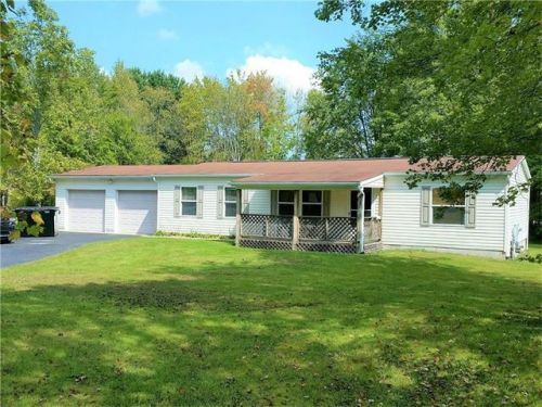 212 Liberty St, Fairdale, PA 15320-1028