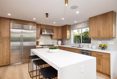 627 Dolores Dr, Santa Barbara CA  93109-1608 exterior