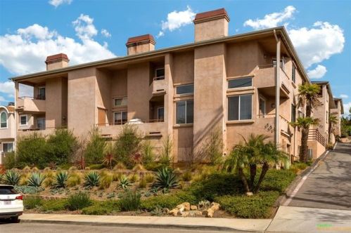 551 Hygeia Ave, Encinitas CA  92024-2669 exterior