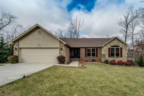 32 Bingham Ln, Crossville, TN 38558-2668