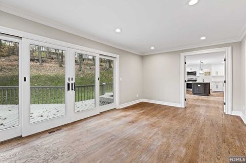 37 Tara Ln, Montville Township NJ  07045-9699 exterior