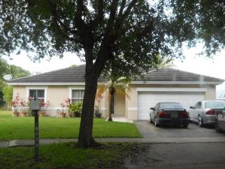 1809 94th Ave, Hollywood FL  33025-4742 exterior