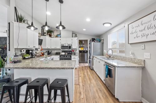 34291 Tractor Trl, Wildomar CA  92595-9490 exterior
