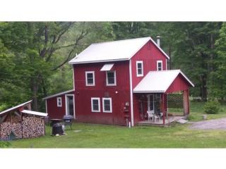 1513 Faybrook Rd, Sharon, VT 05065-6758