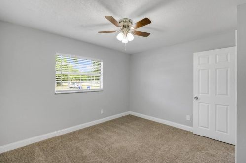 1171 27th Ave, Vero Beach FL  32960-4001 exterior