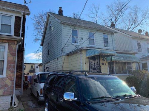 113-13 203rd St, Jamaica, NY 11412-3422