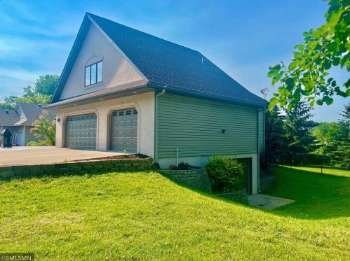 2249 County Road D, Saint Paul, MN 55109-5318
