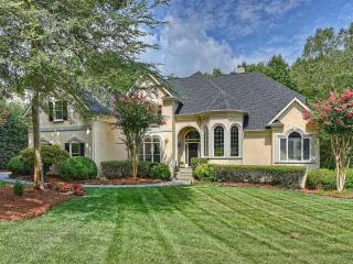 7108 Seton House Ln, Charlotte, NC 28277-4515