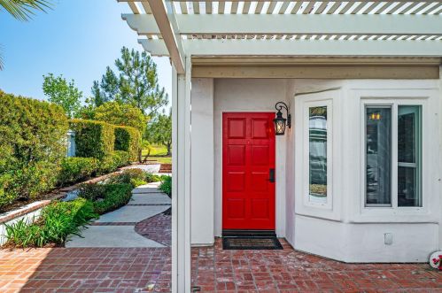 4792 Galicia Way, Oceanside CA  92056-5122 exterior