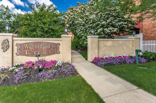 135 Post Ave, Westbury, NY 11590-3191