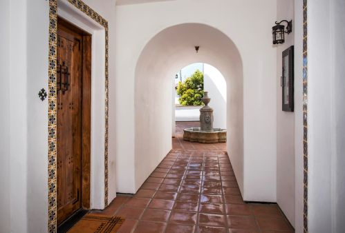 24 Calle Crespis, Santa Barbara, CA 93105-3412