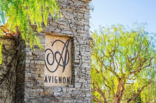 24624 Avignon Dr, Santa Clarita, CA 91355-4905