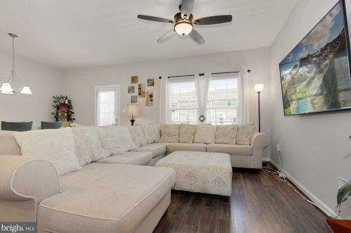 13567 Handel Pl, Gainesville VA  20155-3636 exterior