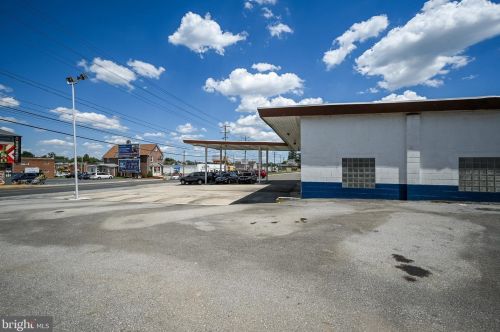 3110 Lancaster Ave, Wilmington DE  19805-1491 exterior