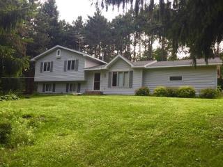 693 205th Ave, Somerset, WI 54025-7215