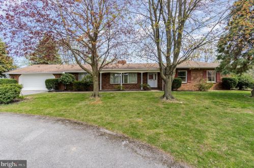 403 Labott Rd, Spring Grove, PA 17362-8870
