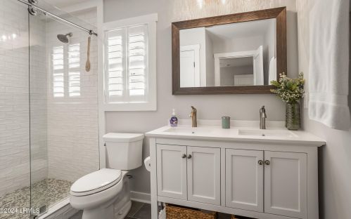 1902 Park Ave, Beaufort SC  29902-3816 exterior