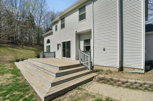 270 Prosperous Valley Rd, Middletown NY  10940-8707 exterior