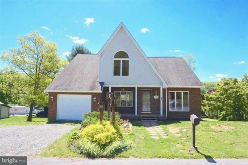 618 Julian St, Williamstown, PA 17098-1217