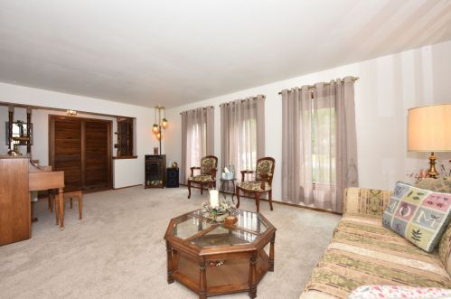 7012 Van Beck Ave, Milwaukee WI 53207-4460 exterior