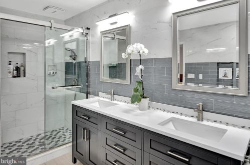 100 York Dr, Princeton NJ  08540-7946 exterior