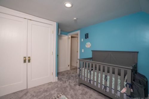 87 Briar Cliff Ave, Waterbury CT  06708-2901 exterior
