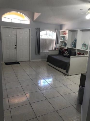 20549 1st St, Hollywood FL  33029-5023 exterior