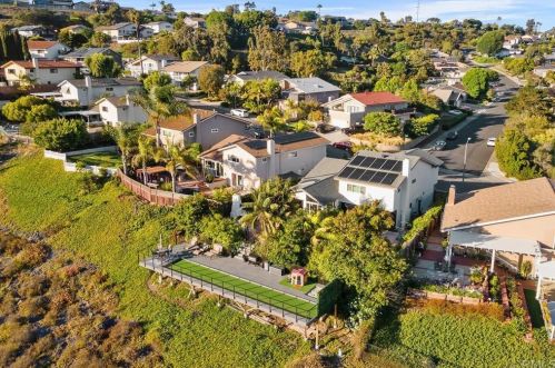 5394 Bloch St, San Diego, CA 92122-4008