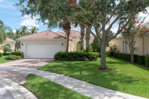 8111 Jolly Harbour Ct, West Palm Beach, FL 33414-3439